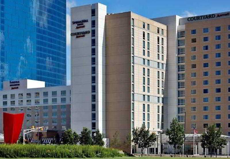 Springhill Suites Indianapolis Downtown Экстерьер фото